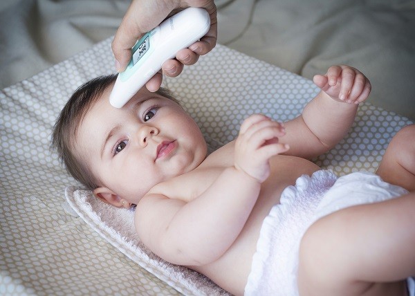 Termometro oido-frente Thermosense Miniland